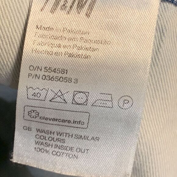 H&M Size 34 Men’s cuffed distressed shorts - Picture 4 of 7